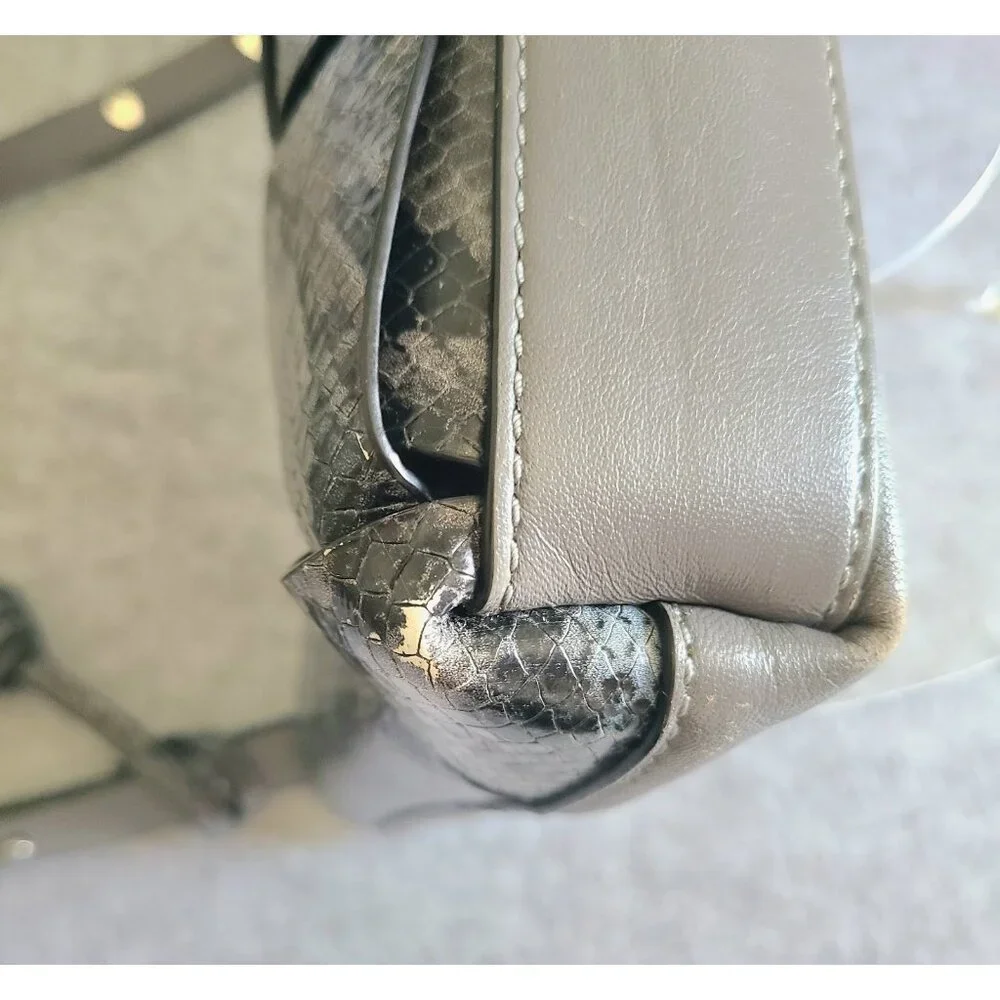 VGUC Vince Camuto Blue and Grey Snakeskin Print Leather Crossbody with Tassel - Picture 6 of 12
